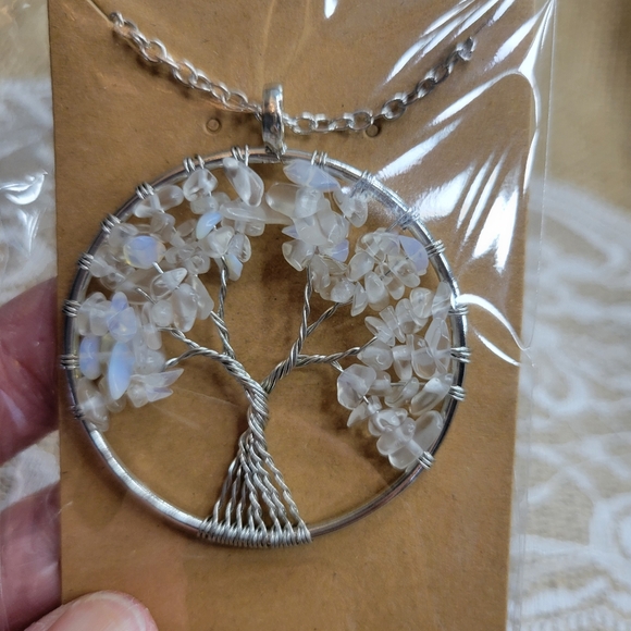 NWT beautiful handcrafted opaline quartz tree of life necklace silver ton - Picture 7 of 9